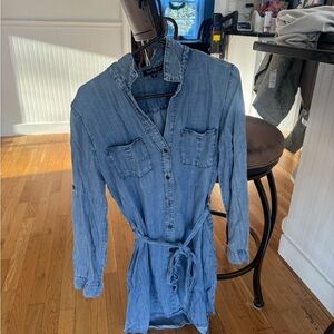 Velvet Heart Light Blue Denim Dress